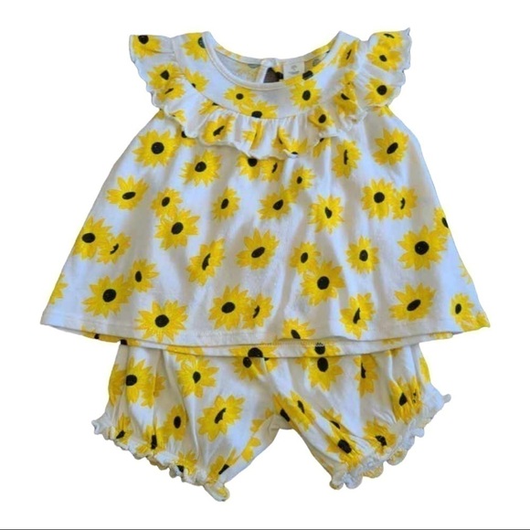 TUCKER And Tate Yellow Sunflower Patterned Shorts and Ruffled Tank Top Size 6m - Picture 1 of 2